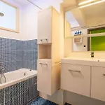 Spacious For 7 People Ostende