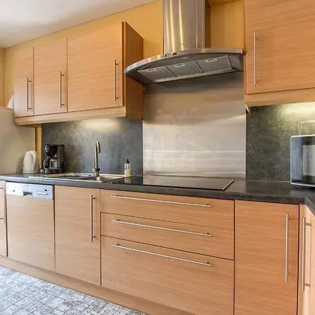 Spacious For 7 People Apartment *