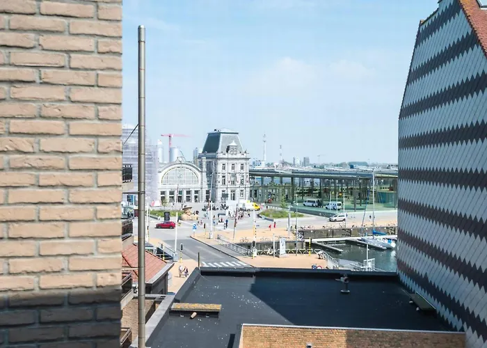 Spacious For 7 People